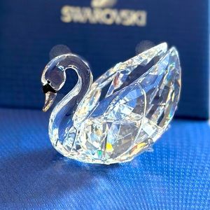 SWAROVSKI SWAN, Medium Crystal Figure w box 5004724 🦢